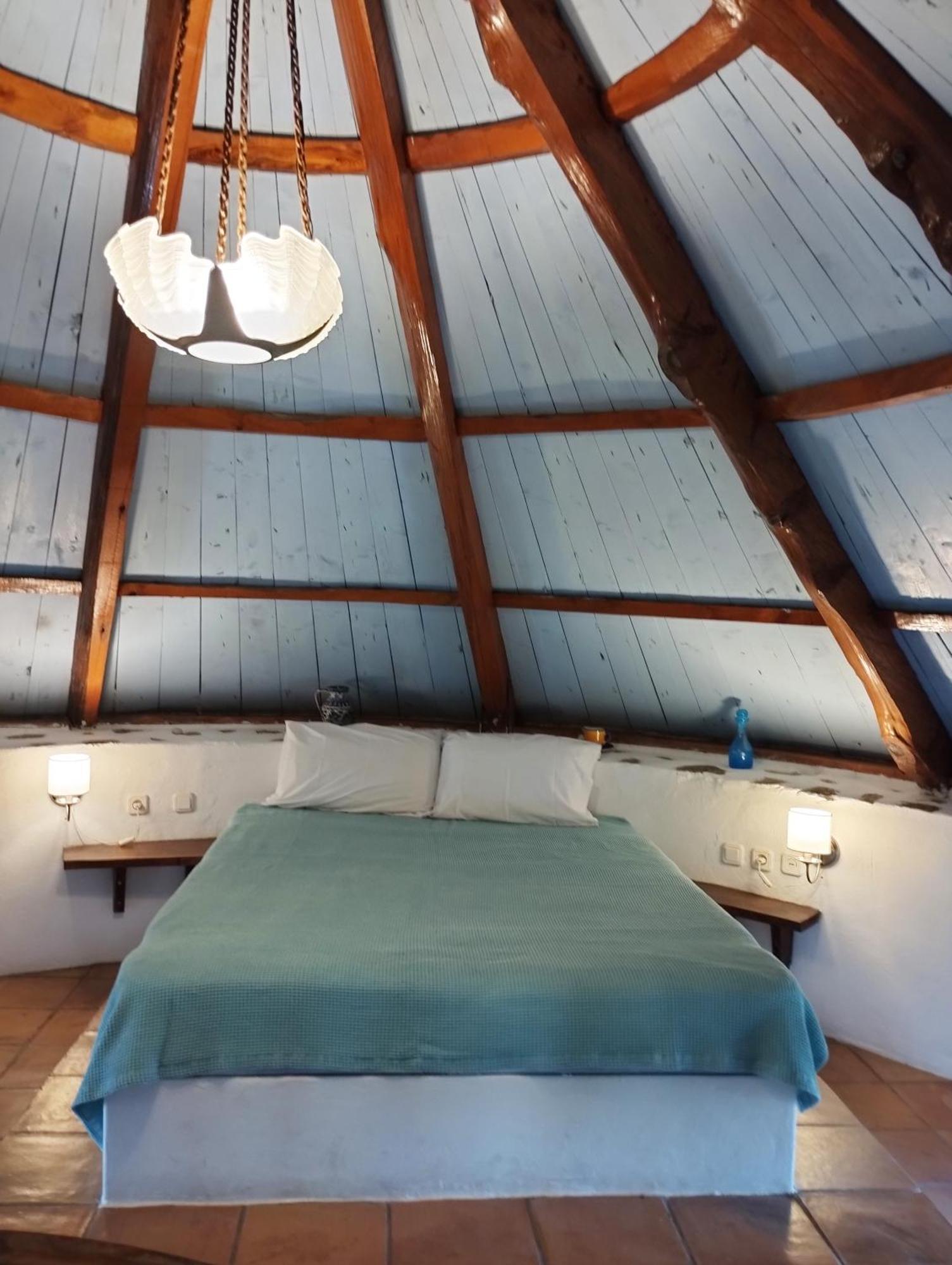 Windmill Apartment